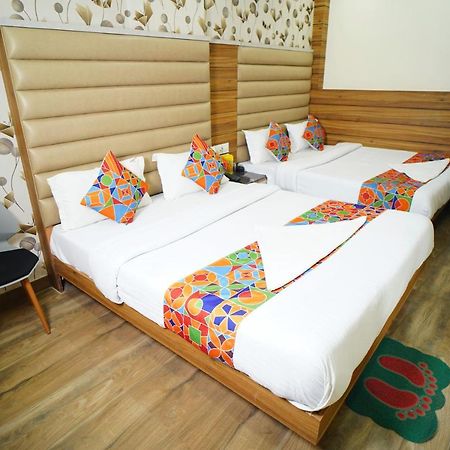 Hotel Delhi Darshan Deluxe-By Rsl Hospitality New Delhi Extérieur photo